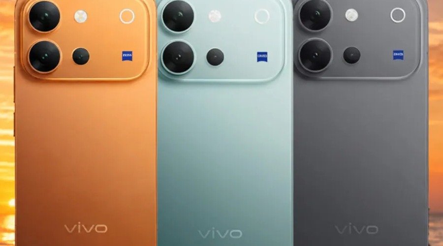 Rear view of three Vivo V80 smartphones displaying orange, light blue, and grey color options with Zeiss-branded camera modules.